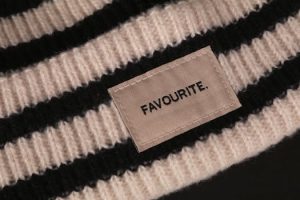 Understanding the Difference Between Knit and Woven Fabrics